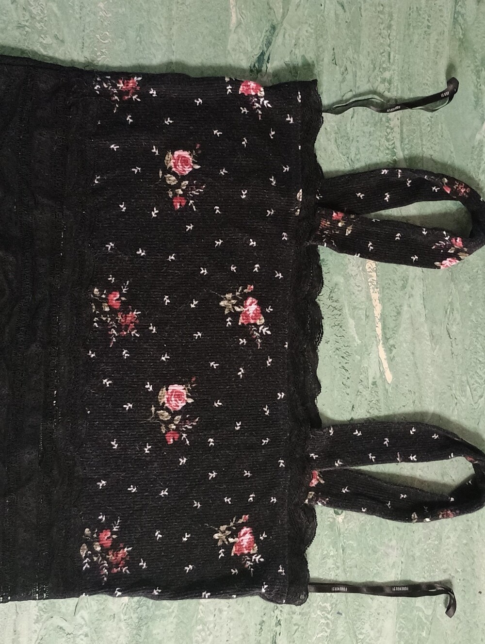 Forever 21 Black Floral Crop 🖤